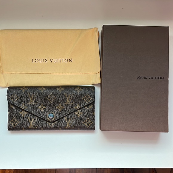 Louis Vuitton wallet - Picture 3 of 12